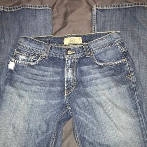Men’s buckle jeans